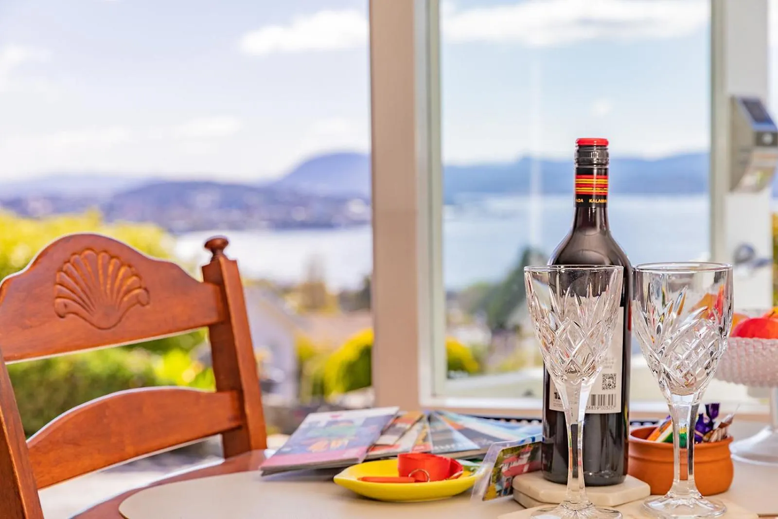 Million Dollar Views Apartment Hobart Australia