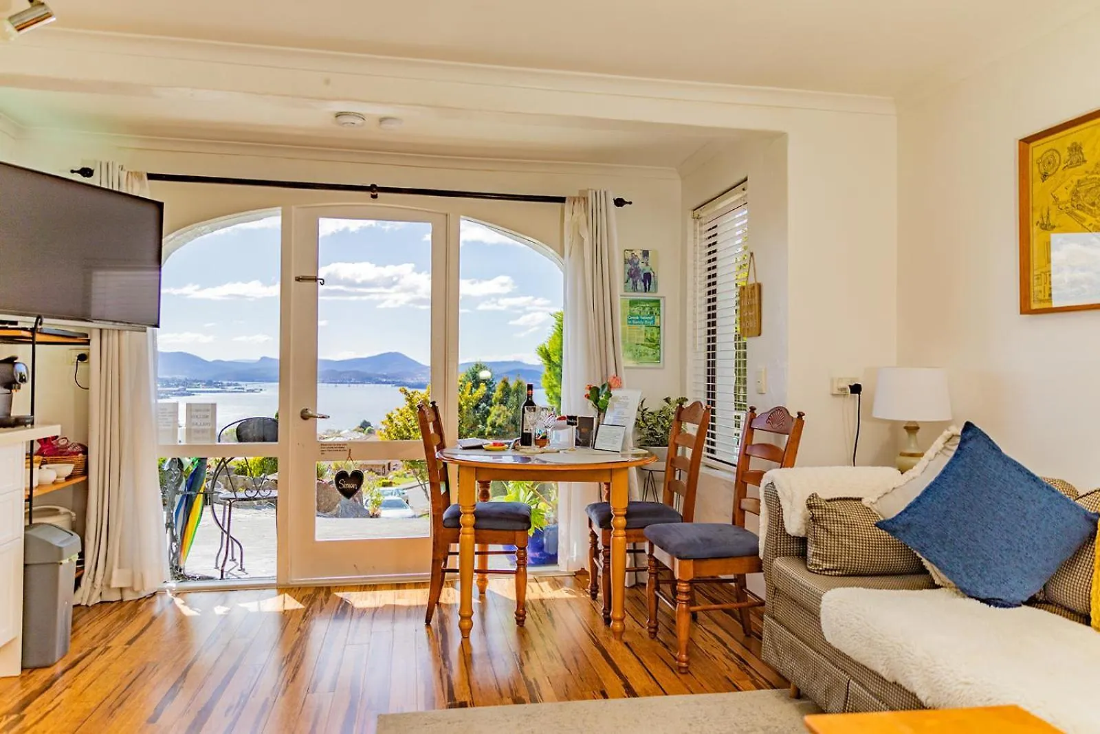 Million Dollar Views Apartment Hobart